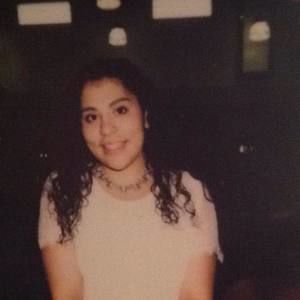 Meet your Posher, Raquel